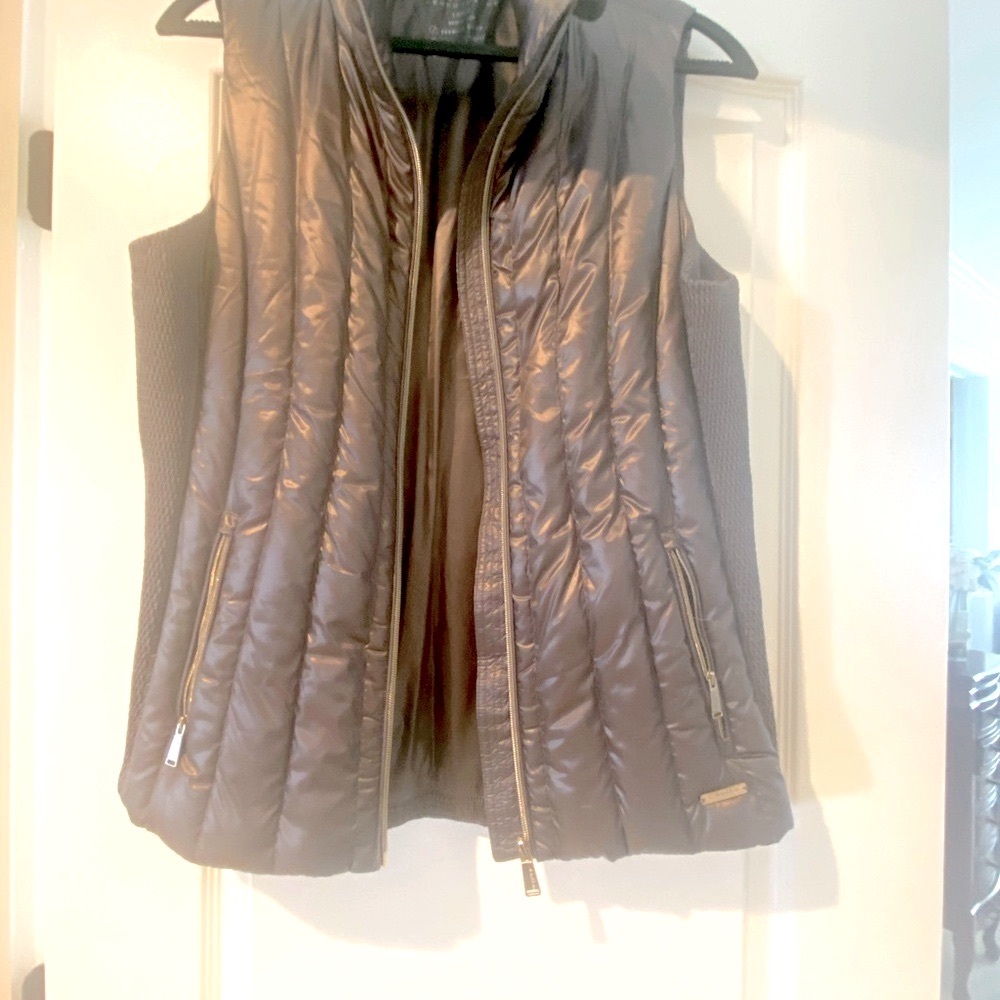 Calvin Klein vest lightweight very comfortable excellent condition
